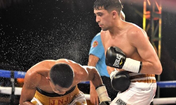 El mendocino, Kevin Muñoz enfrentó al colombiano Rober Barrera.