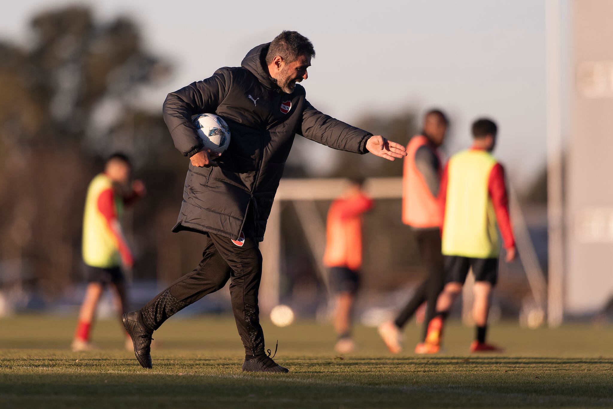 Julio Vaccari, entrenador de Independiente. (Prensa CAI).