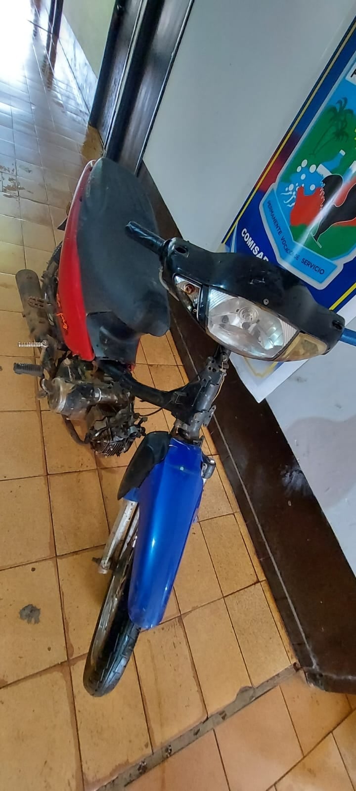 Recuperan motocicleta con pedido de secuestro en Puerto Iguazú.