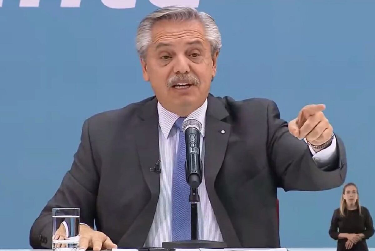 Las redes estallaron en memes con el blooper de Alberto Fernández sobre “Garganta profunda”