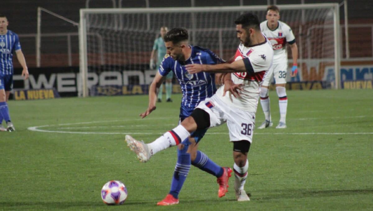 Godoy Cruz y Tigre empataron 1-1 en Mendoza, un punto que no les sirve