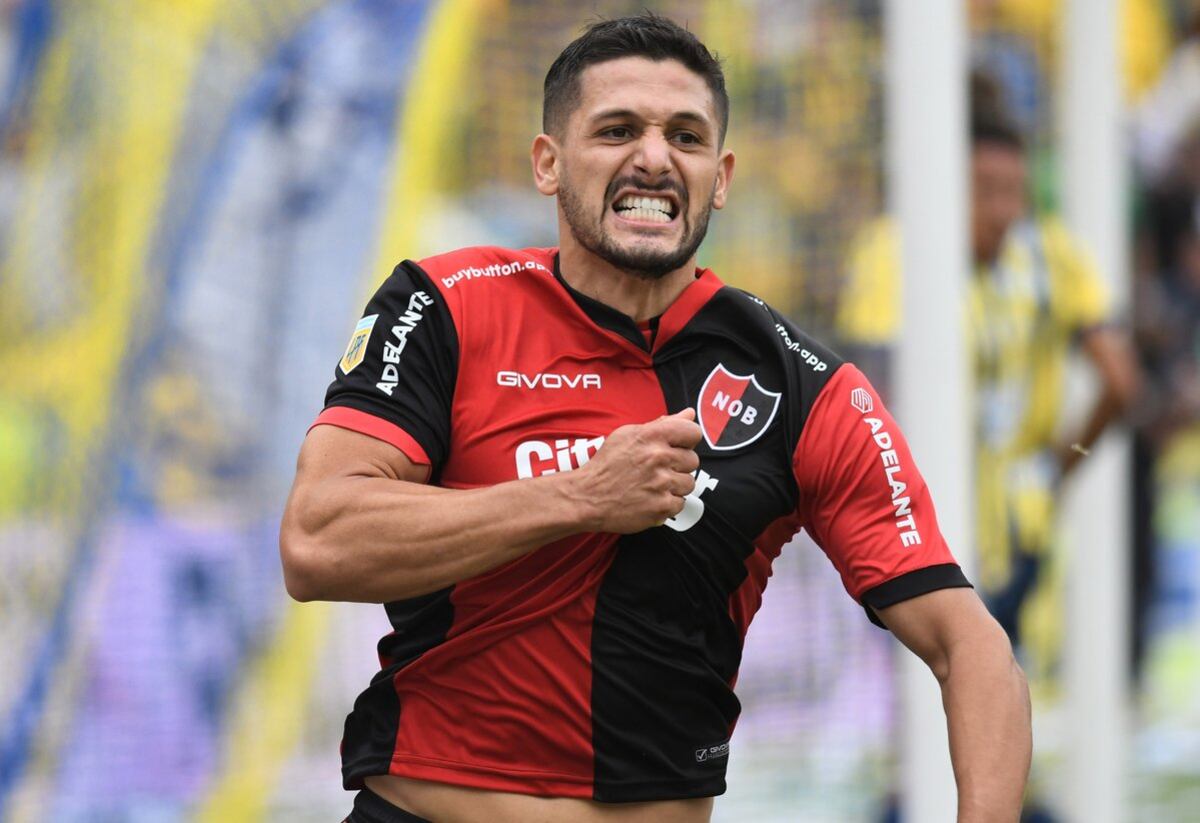 Juan Manuel García sacó chapa de goleador de Newell’s en el clásico rosarino