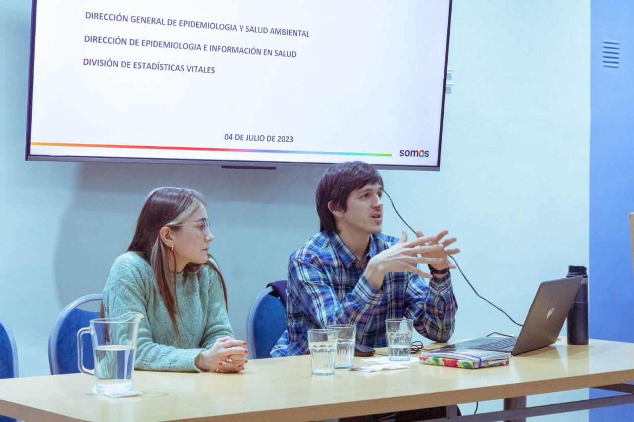 Charla “Claves para el abordaje responsable de la problemática del suicidio en los medios”