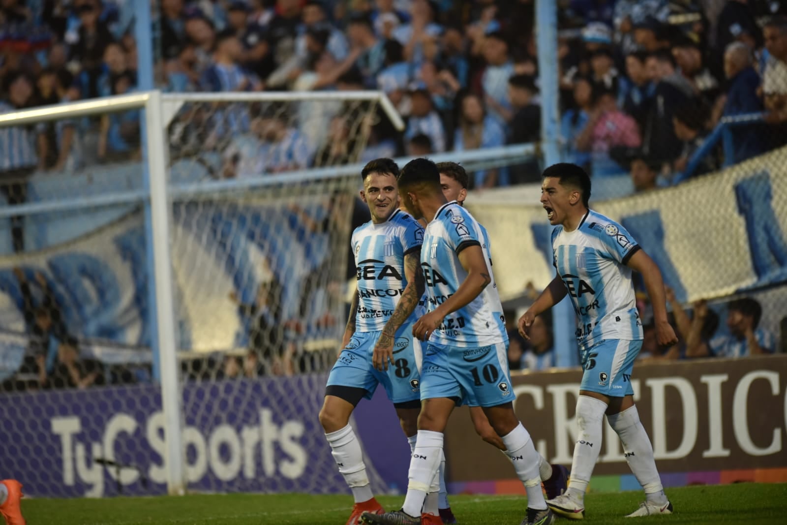 Racing de Nueva Italia volvió a la victoria y buscará hilvanar una buena racha en la parte final del torneo. (Javier Ferreyra / La Voz)