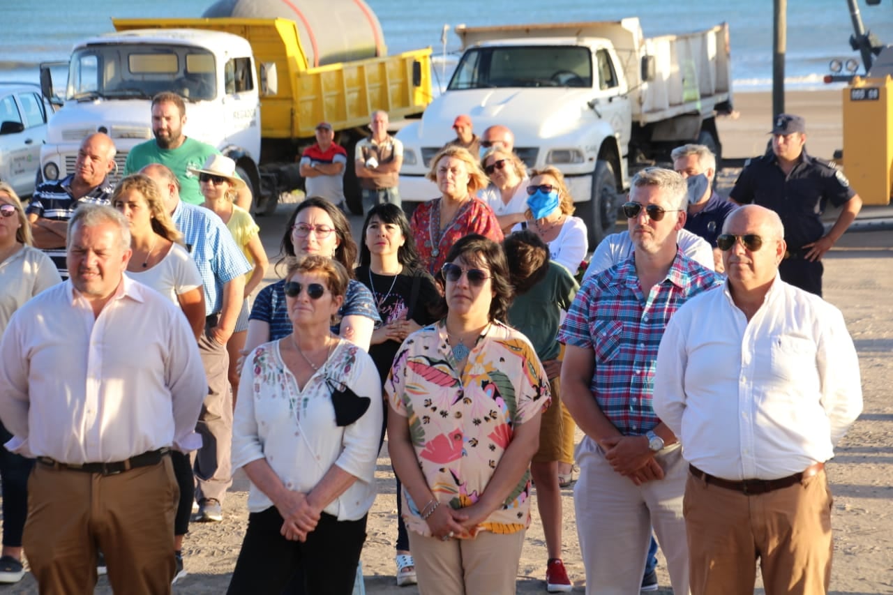 Con la apertura de la Oficina de Turismo se inauguró la temporada de verano en Orense