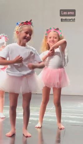 Las niñas bailaron juntas la coreo de fin de año.