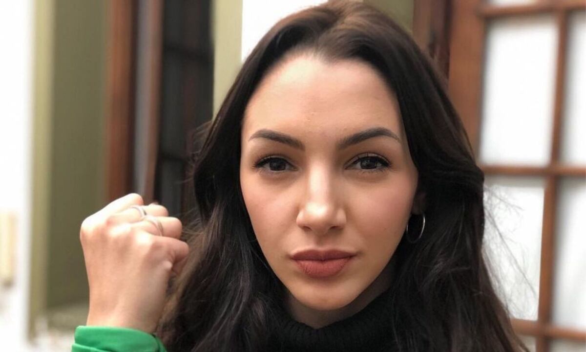 Thelma Fardin sorprendió en su cuenta de Instagram con fotos sin corpiño