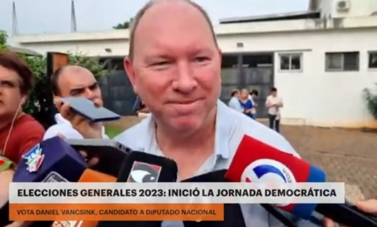 Elecciones 2023: Daniel “Colo” Vancsik sufragó en Posadas