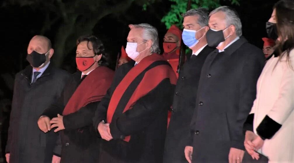 Los gobernadores Gildo Insfrán (Formosa), Gustavo Sáenz (Salta), Jorge Capitanich (Chaco) y Gerardo Morales (Jujuy), con el presidente Alberto Fernández, en la capital salteña el jueves último.