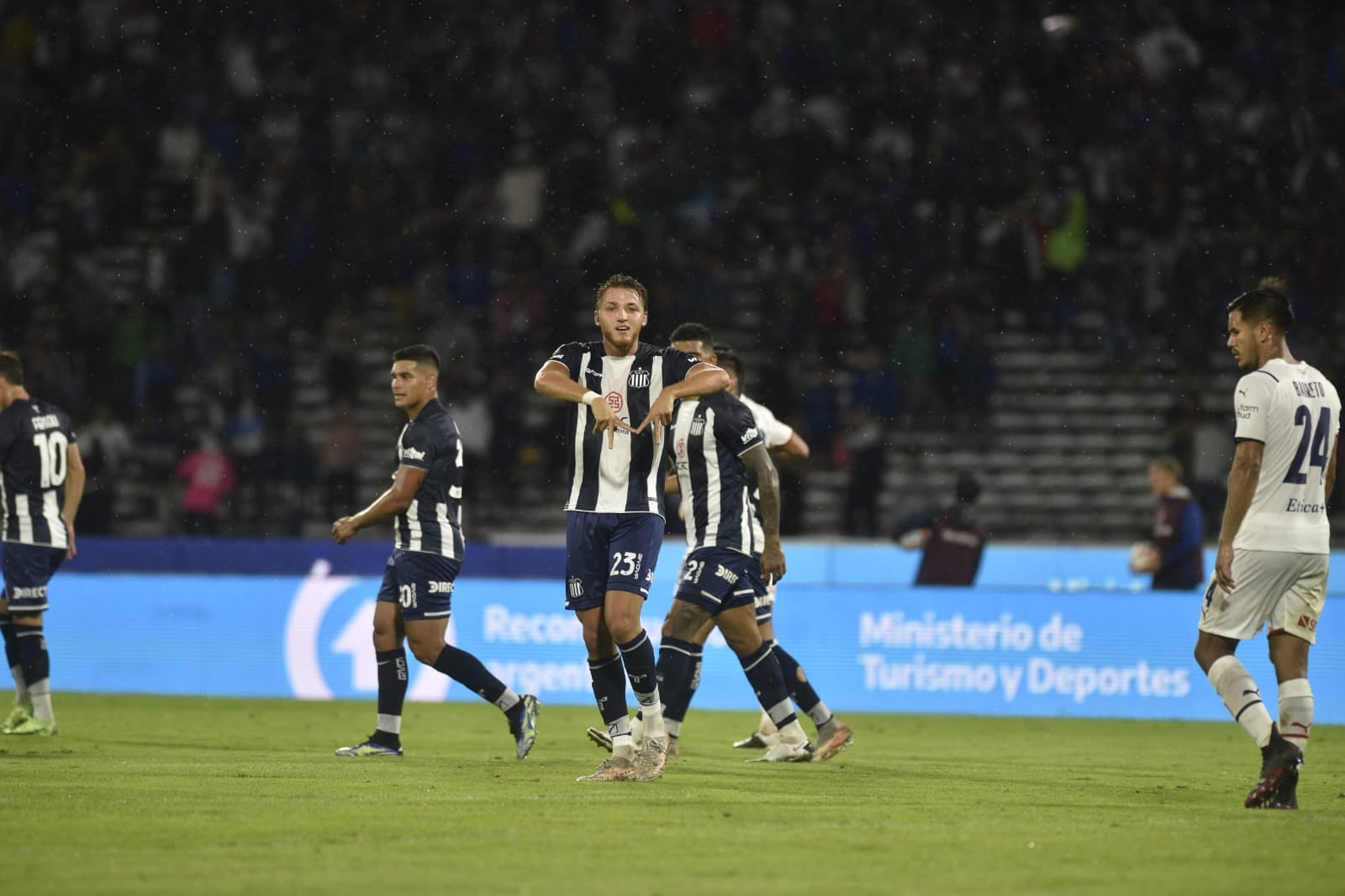 Mateo Retegui en Talleres.