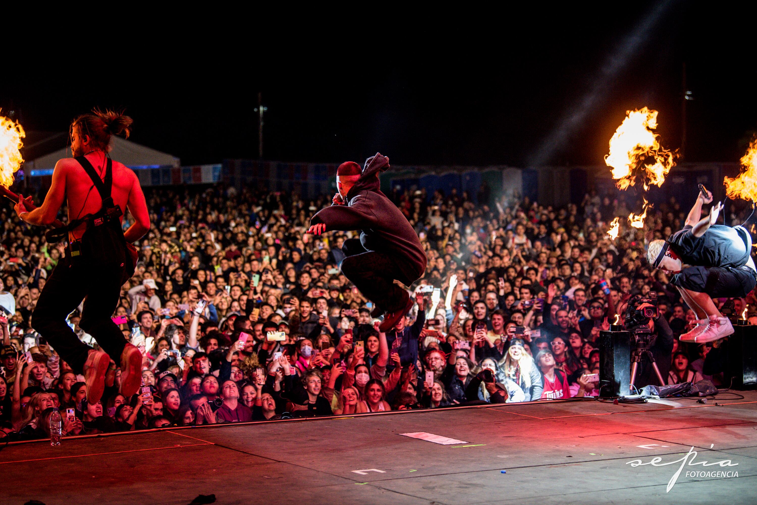 Trueno, Tiago y Peligro en su show.