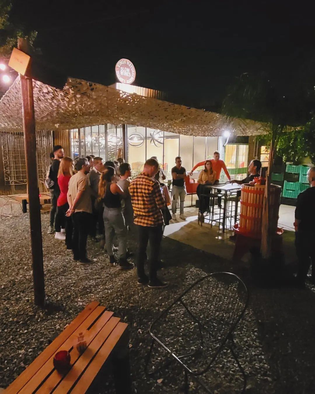 El local está ubicado en el Mercado de Las Rosas.