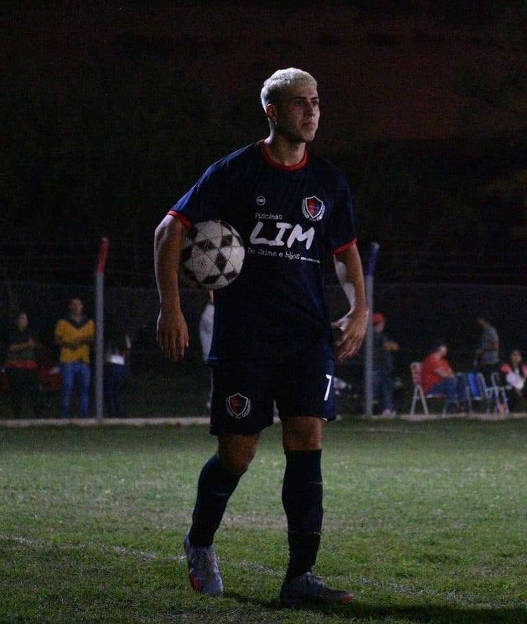 Muñoz vistió la camiseta de EFCA en Aldao.