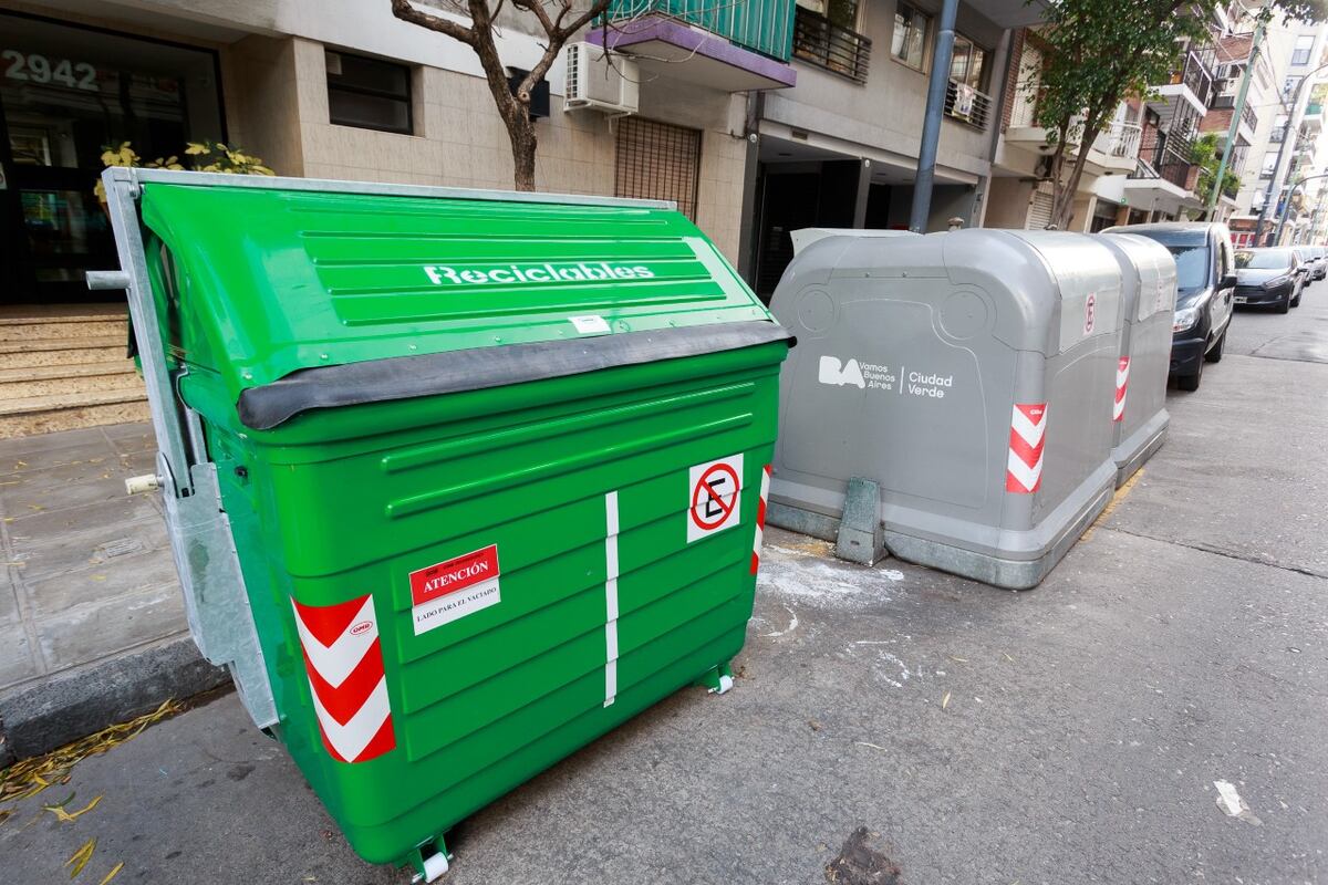 Se multiplican los contenedores verdes en los barrios de la Ciudad