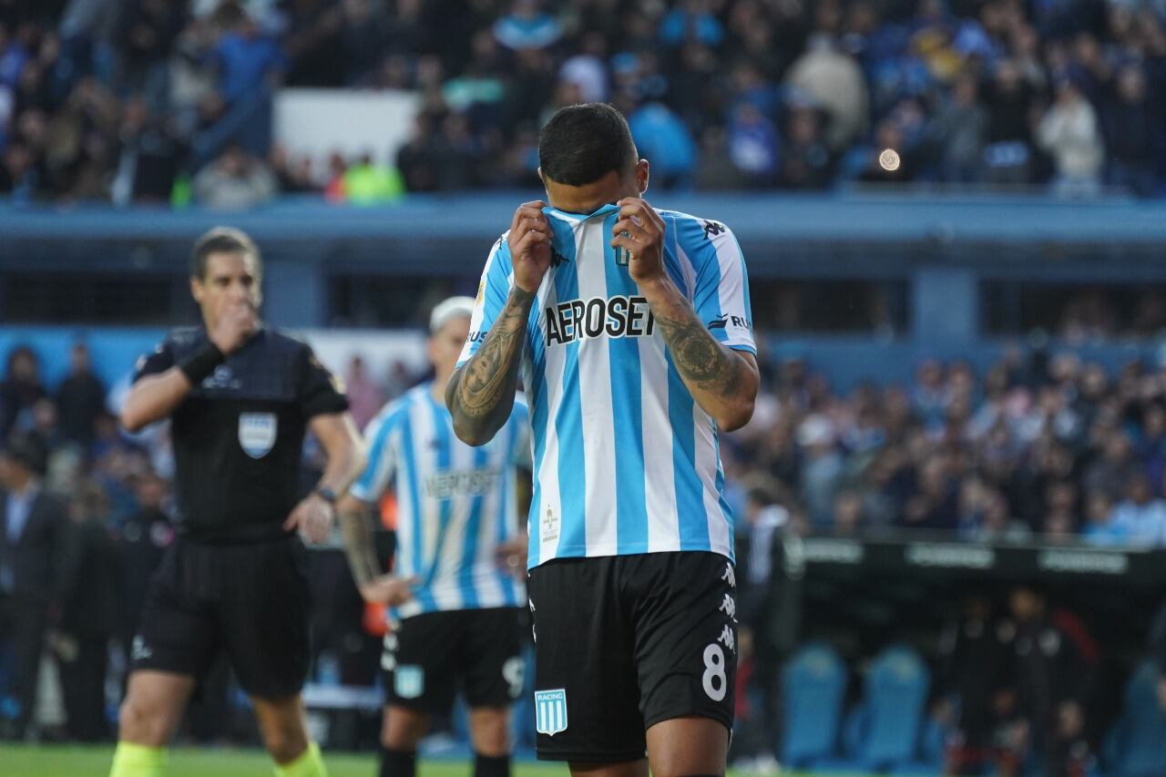 Boca campeón despues de empatar con Independiente en la ultima fecha de la Liga Profesional. Foto Federico Lopez Claro