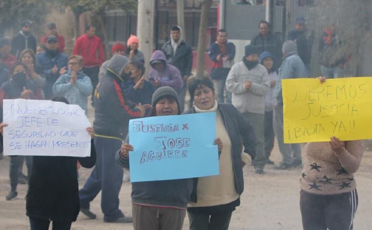 Los vecinos reclaman por la muerte de José Aguirre.