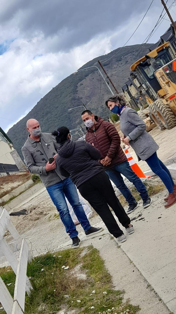 El área de Atención al Vecino recorrió el barrio Pipo.