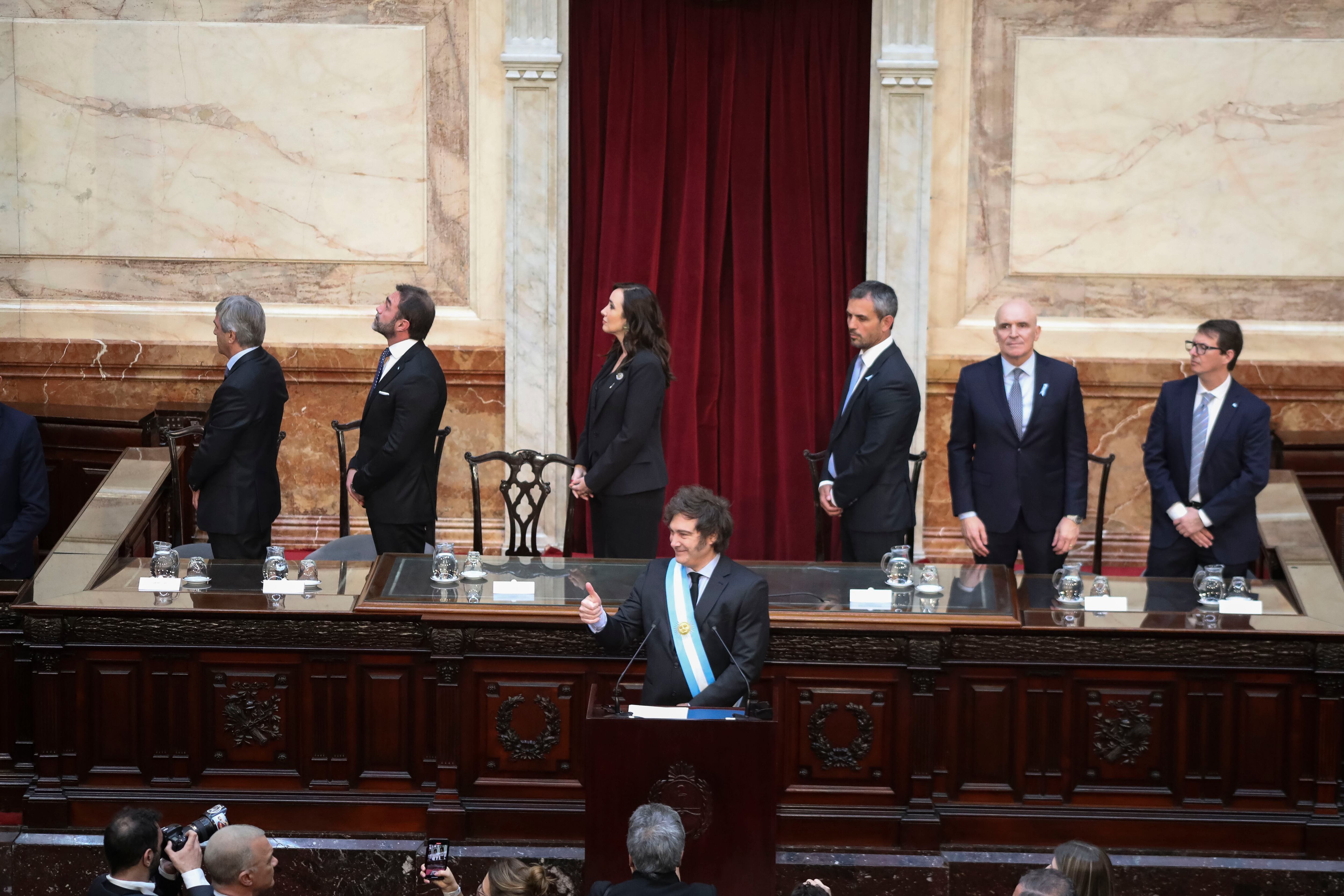 EL PRESIDENTE DE LA NACIÓN JAVIER MILEI PRESENTA EN EL CONGRESO NACIONAL EL PROYECTO DE LEY DEL PRESUPUESTO 2025