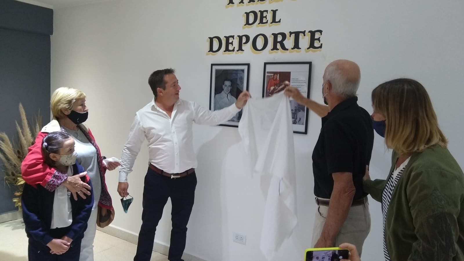 Roberto Carrin ya forma parte del Paseo de Deporte