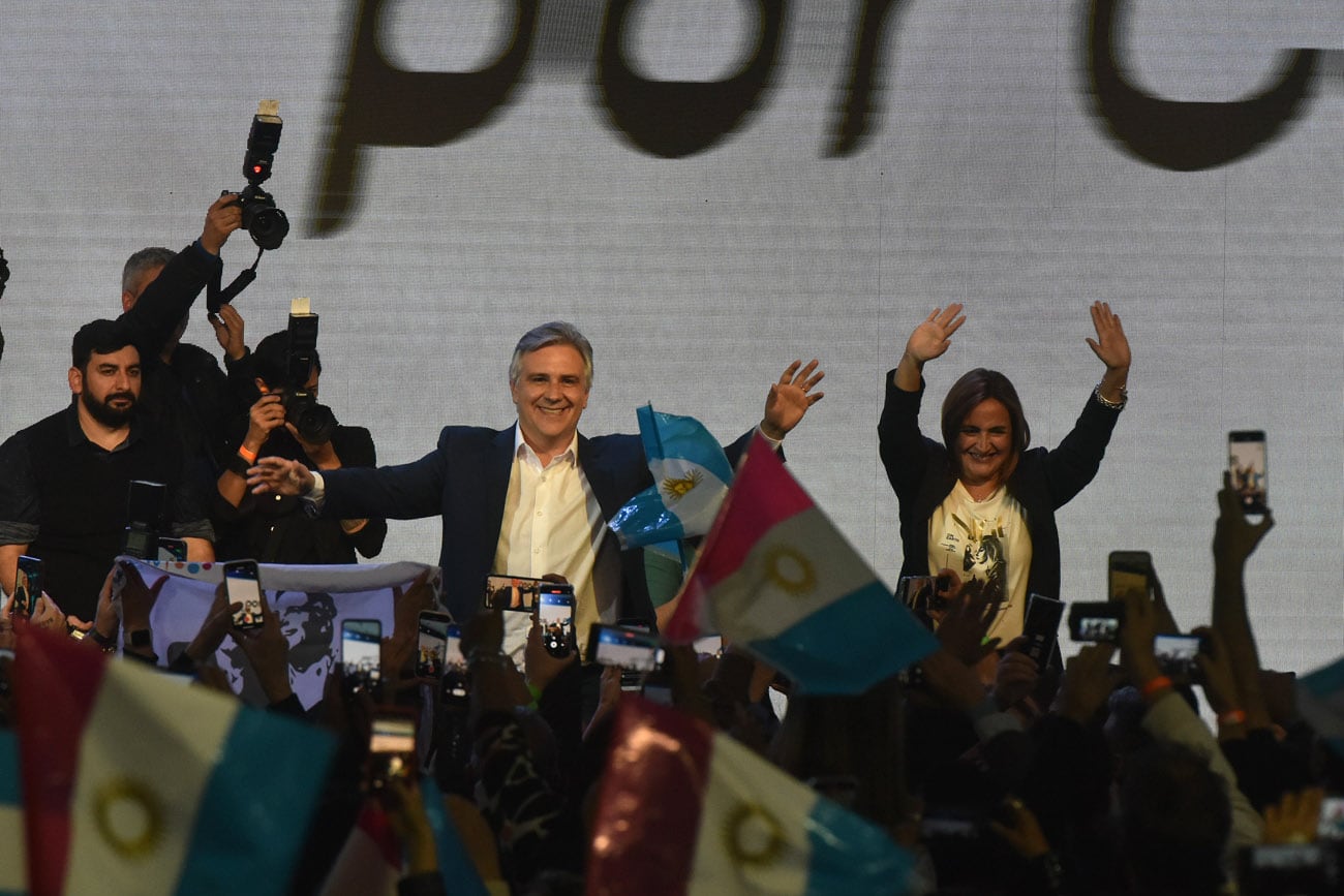 Martín Llaryora y Myrian Prunotto, la fórmula ganadora en Córdoba (Facundo Luque / La Voz)