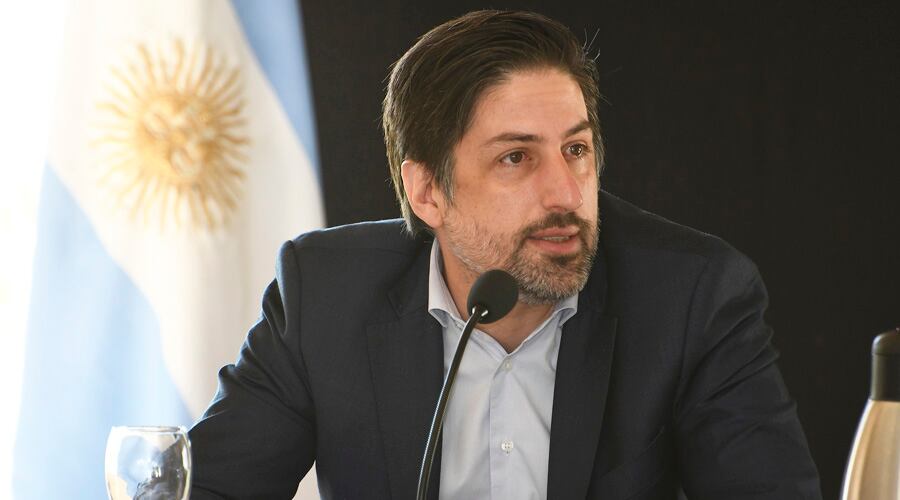 Trotta destacó que hay que aprovechar el verano y el otoño “para inmunizar a la comunidad educativa".