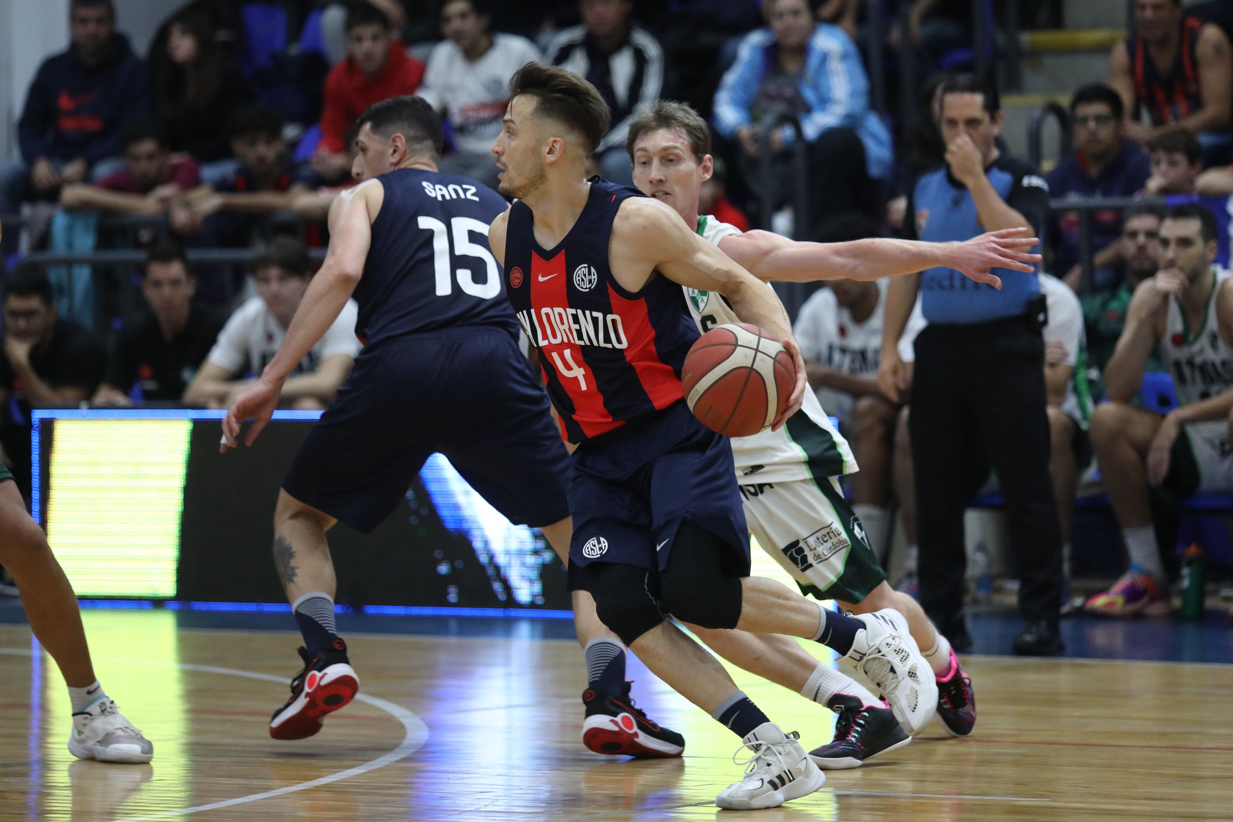 San Lorenzo volvió a jugar mejor y a dominar las acciones ante un Atenas que nunca estuvo en partido y peligra su permanencia en la Liga Nacional