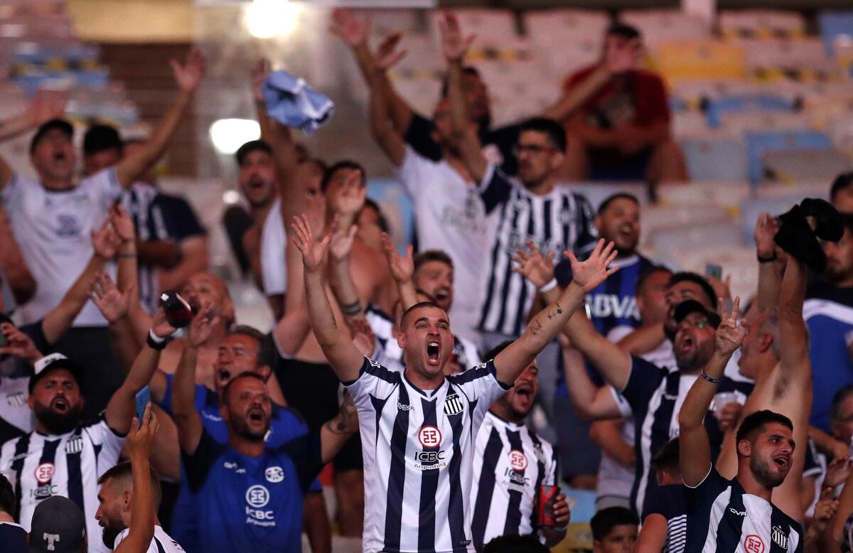 Emociona: el impresionante video de la hinchada de Talleres alentando en el Maracaná