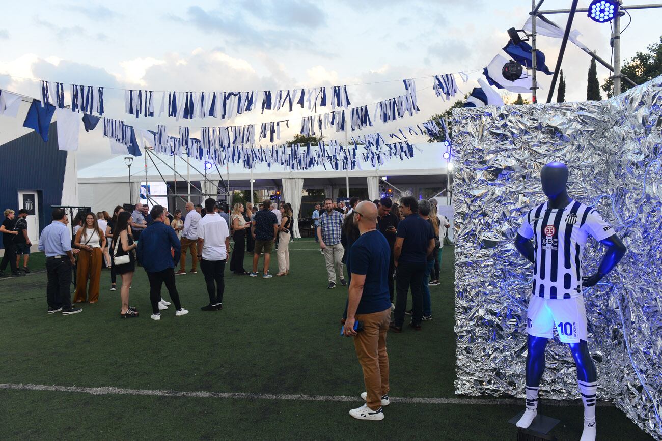 Talleres celebró el Sponsors Day en el predio, donde convocó a anunciantes y deportistas. (Nicolás Bravo / La Voz)