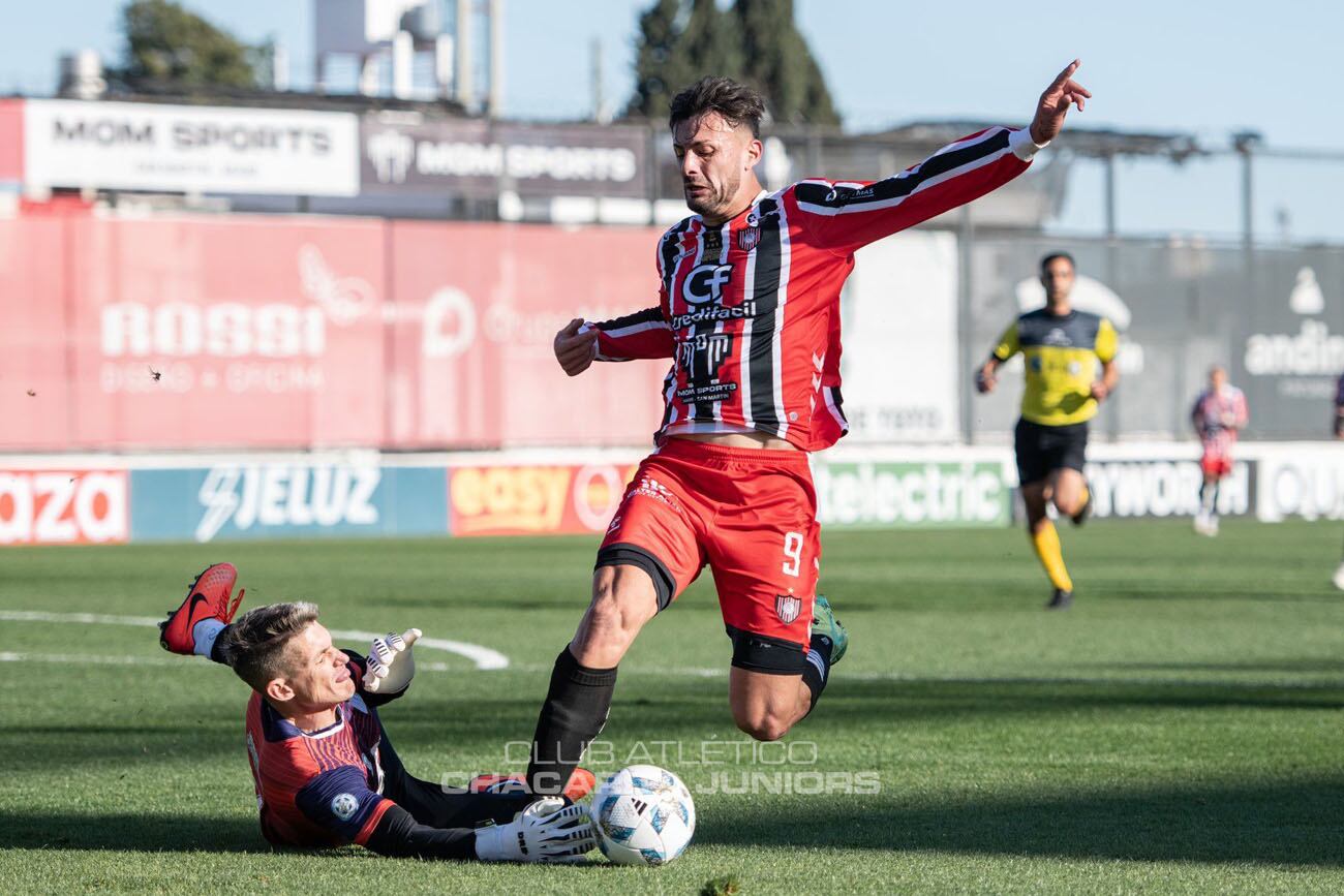 Chacarita vence 1-0 a Racing de Nueva Italia por la jornada 27 de la Zona B de la Primera Nacional. (Prensa Chacarita)