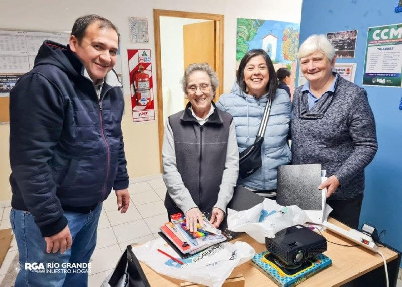 A través de estas acciones, el municipio busca acompañar a vecinos y vecinas que apuestan al voluntariado y a la solidaridad.