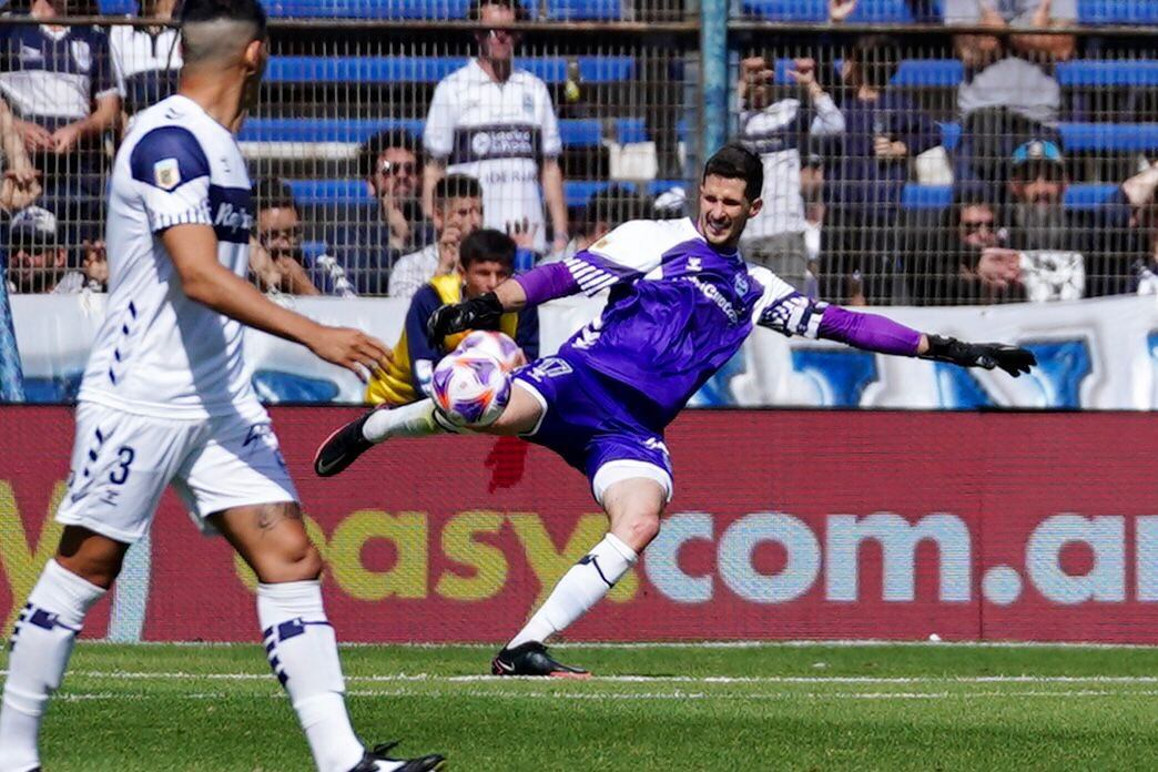 Rodrigo Rey, una de las figuras de Gimnasia en la Liga Profesional. Foto: @Gimnasiaoficial