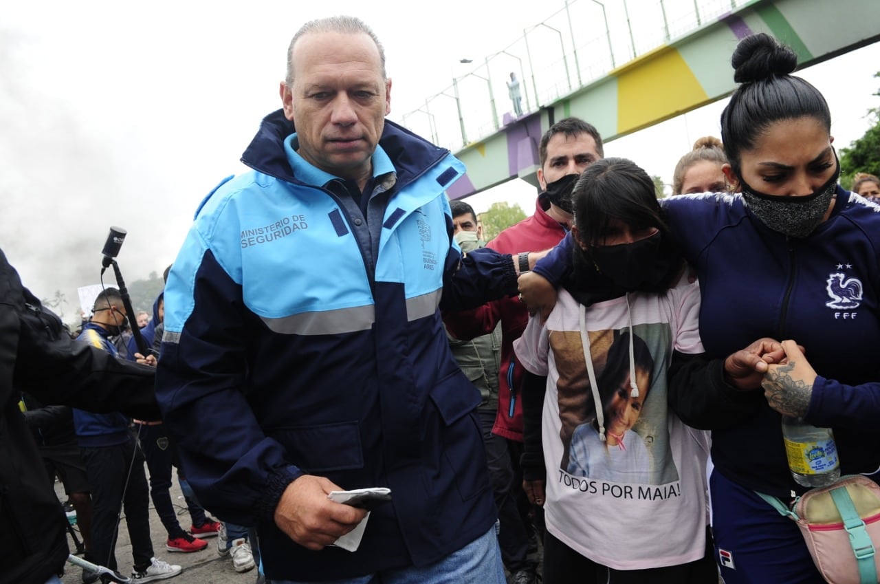 Caso Maia: Sergio Berni se acercó al corte en la autopista Dellepiane.