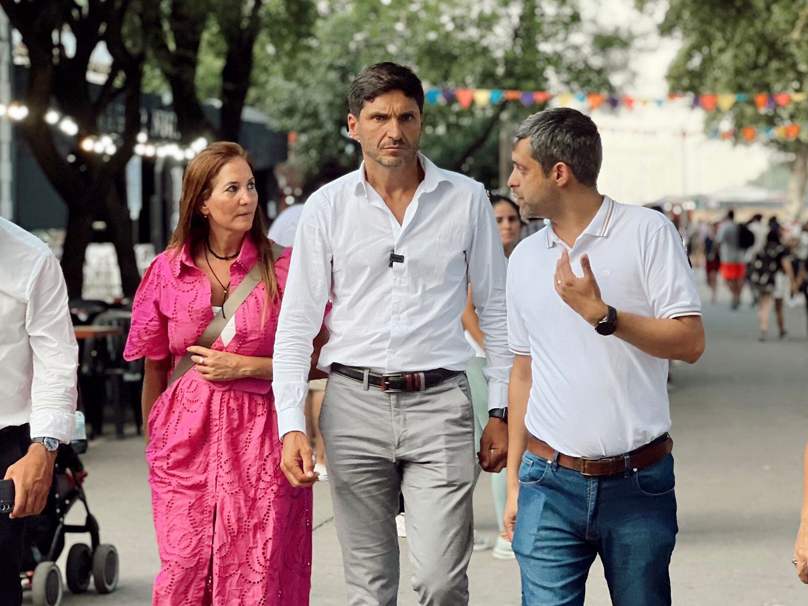 El gobernador de Santa Fe, Maximiliano Pullaro, en el Festival de Jesús María, junto al intendente Federico Zárate. (Prensa Jesús María)