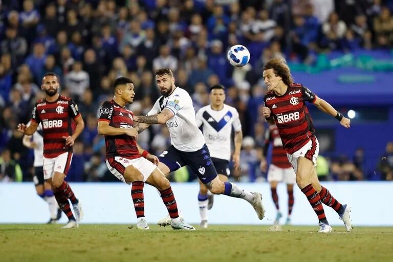 Vélez va en búsqueda de la histórica remontada en el Maracaná. 