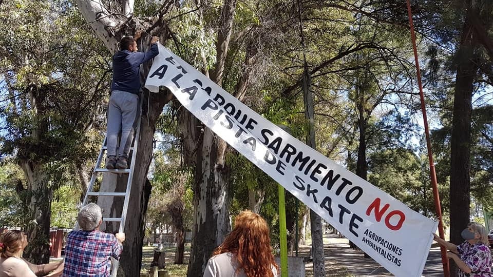 Pasacalles en el Parque Sarmiento