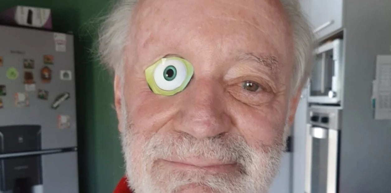 Pablo Feighelstein tiene 67 años y no podía registrarse en la app "Mi Argentina", por lo que tuvo que recortar el ojo de un dibujo.