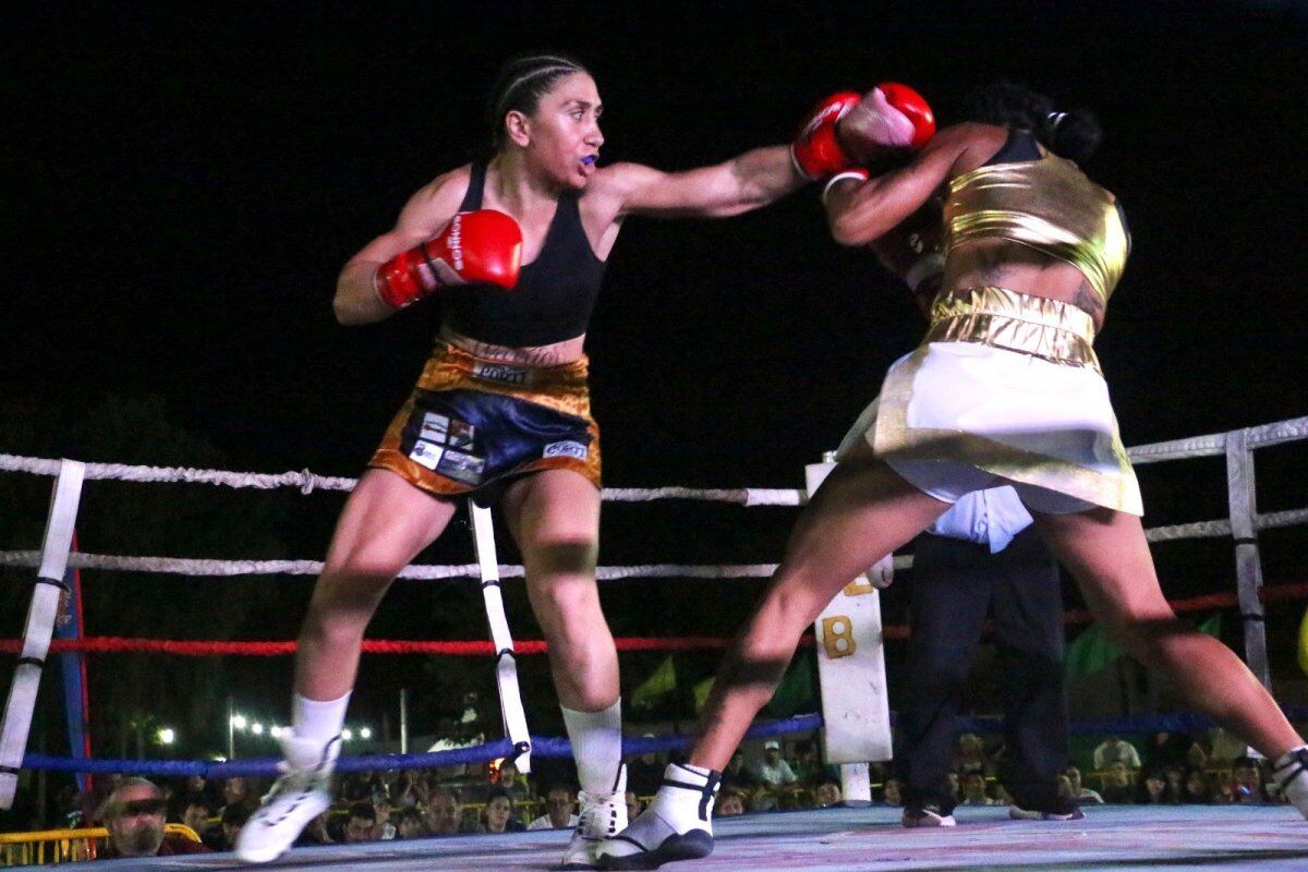 Noche de golpes y gloria: el boxeo volvió a brillar en Sarmiento