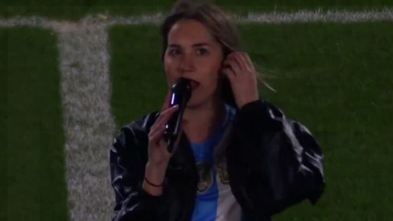 Flor Chousano en El Monumental.