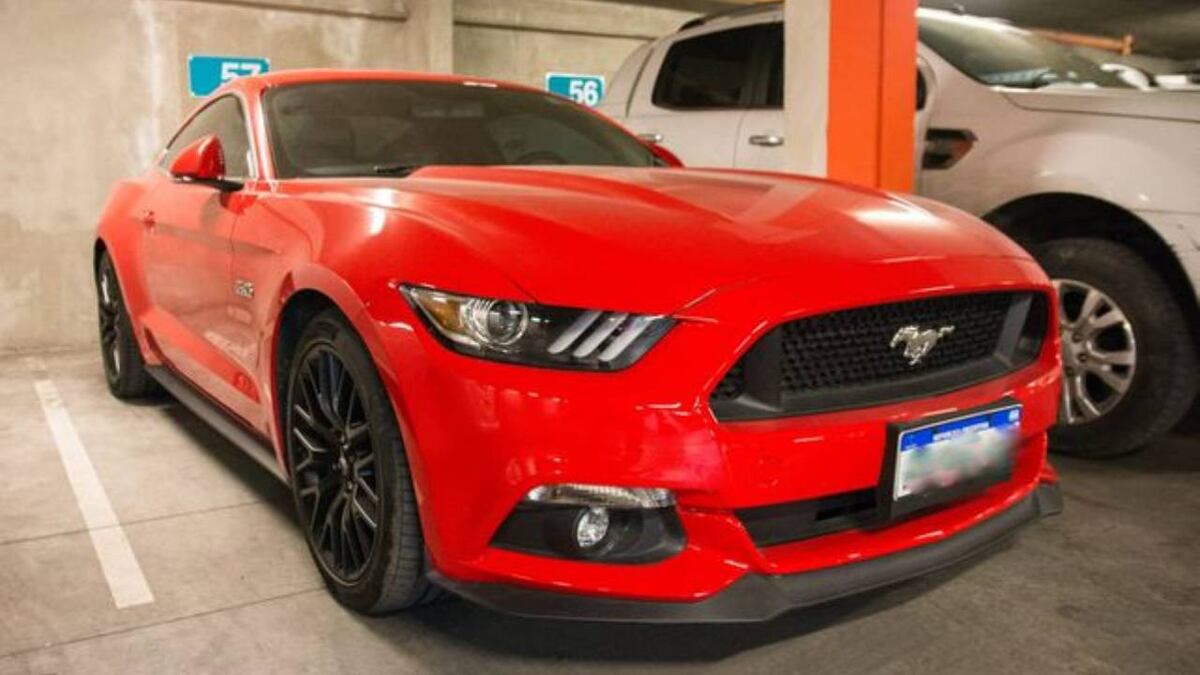 Seis detenidos y secuestro de u$s2 millones y autos de alta gama tras múltiples allanamientos