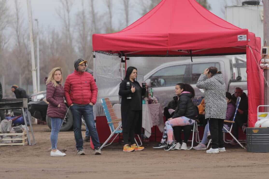 Alrededor de 100 pilotos participaron de una nueva fecha de las categorías tradicionales en el autódromo de General Alvear.