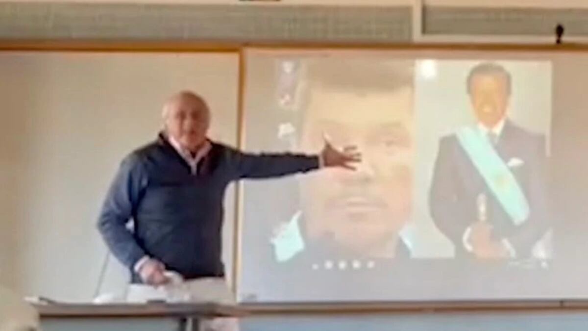 Docente mendocino se hizo viral al estallar contra Menem y Tinelli en el aula