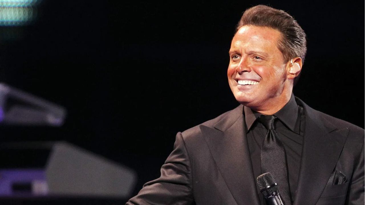 Luis Miguel.