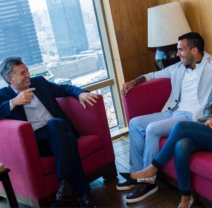 La foto que compartió Mauricio Macri con Carlos Tevez en su cuenta de Instagram