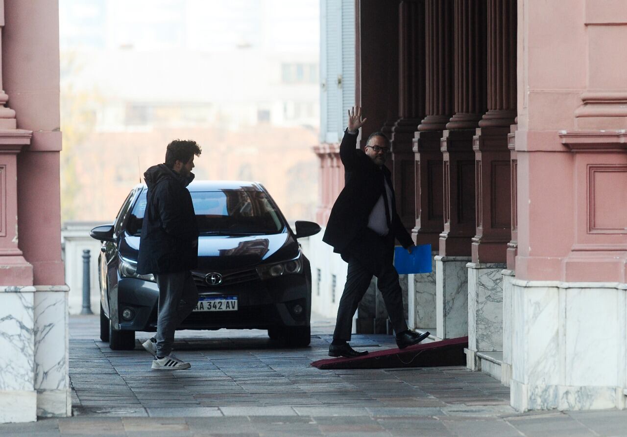 El exministro de Desarrollo Productivo ingresando a la Casa Rosada este lunes para presentar su renuncia.