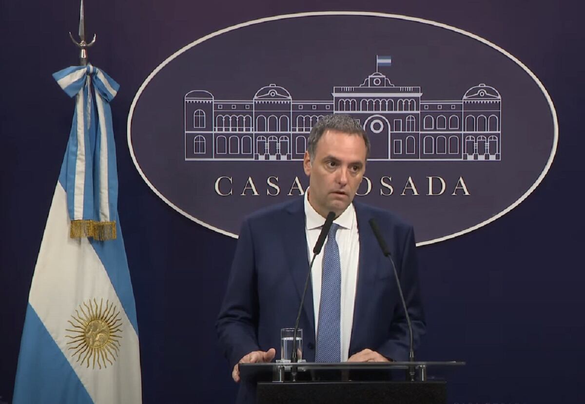 “Ley ómnibus” y el fallo de la Cámara del Trabajo contra el DNU: los puntos fuertes que analiza el Gobierno
