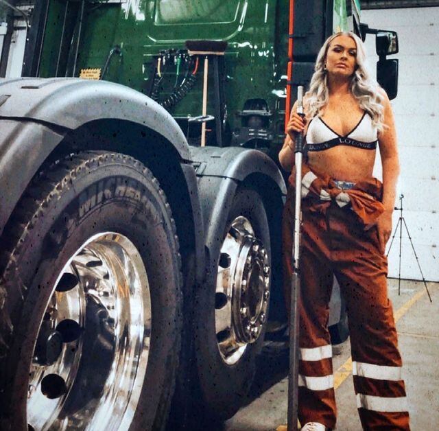 Fue soldado, dejó el ejército para convertirse en camionera y ahora la rompe en OnlyFans. (Instagram @truckerbaddie94)