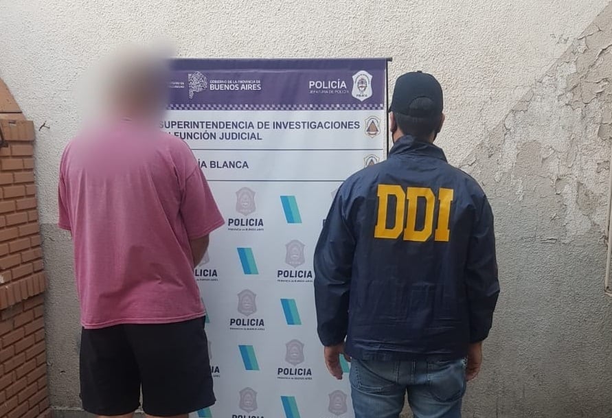 Detención en calle Lugones