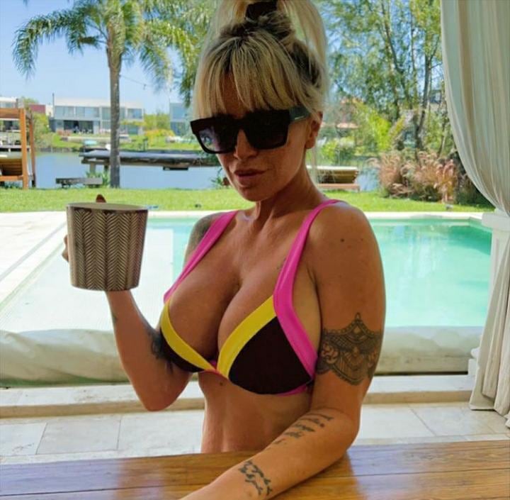 Florencia Peña lució una microbikini en su cuenta de Instagram.