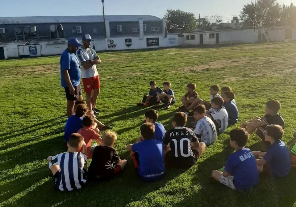 Futbol infantil Vélez Transito