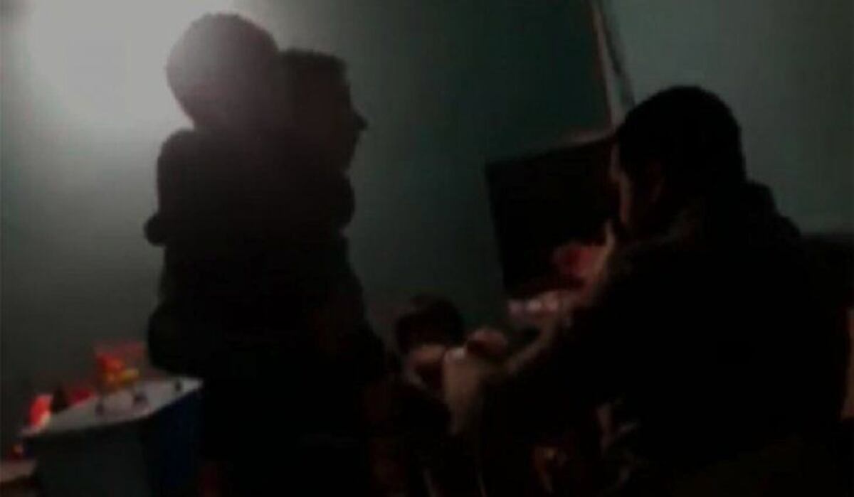 Aberrante: golpeó salvajemente a su hijo de 5 años y quedó detenido